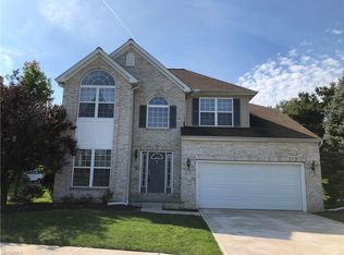 8376 Chesapeake Dr, North Ridgeville, OH 44039