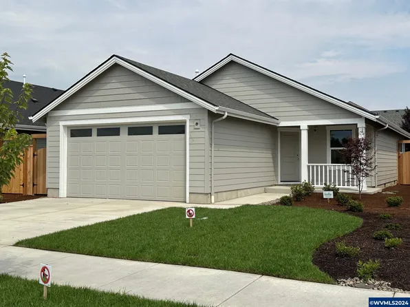 1704 SE Salmonberry Ave, Dallas, OR 97338