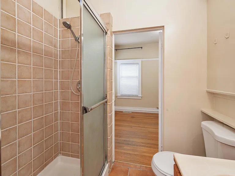 1913B Berkeley Way — Photo 25