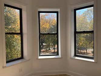 Rented by CENTURY 21 Awaye Realty