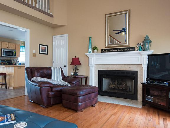 4th image of 2285 Hirst Cir