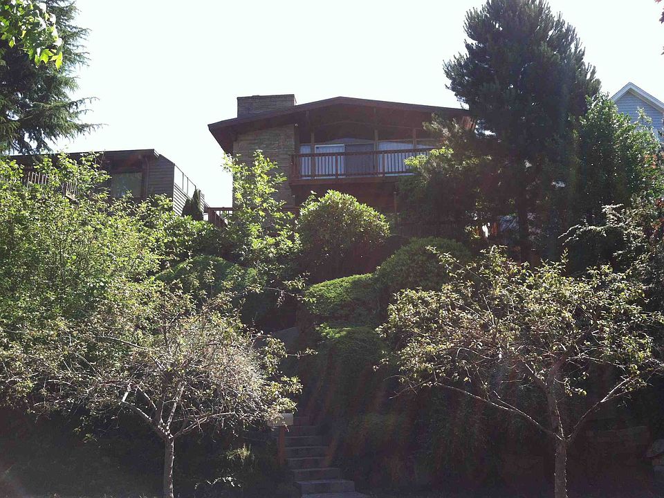 1st image of 4134 42nd Ave NE