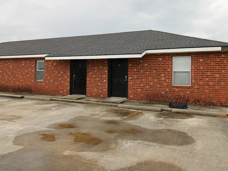 111 Picone Rd #3-D — Photo 24