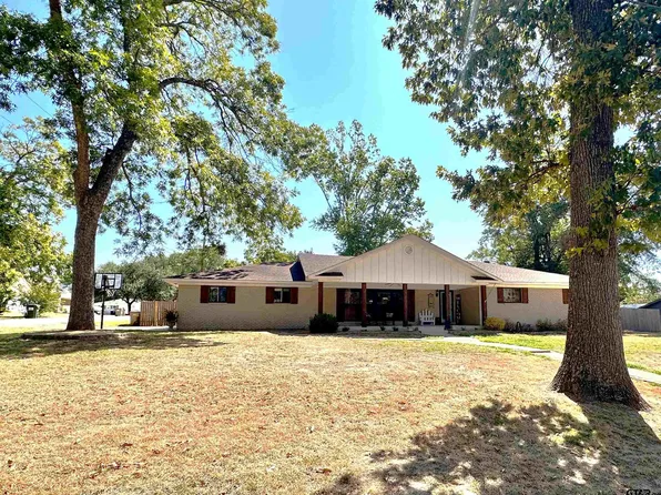 710 N Elm St, Frankston, TX 75763
