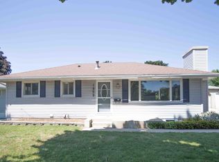 1909 22nd St NW, Rochester, MN 55901