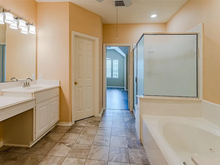 12522 Millridge Pines Ct — Photo 22