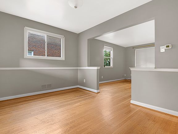 1719 Monroe St NE-5_08162023