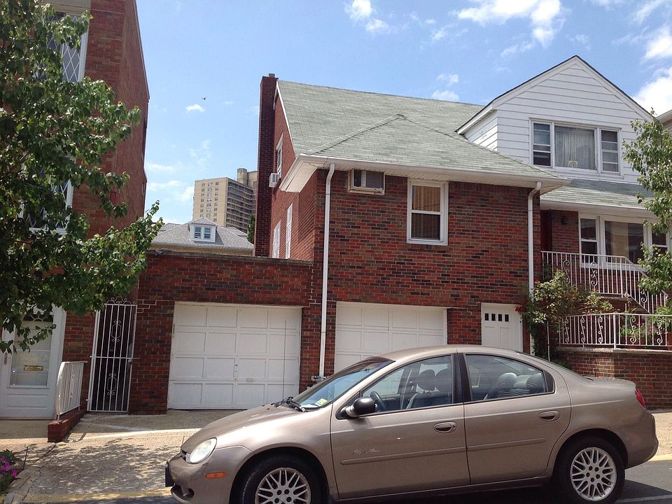 Front of the house with space on a lot that is approximatel