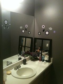 Hall Full Bath w/tub/shower