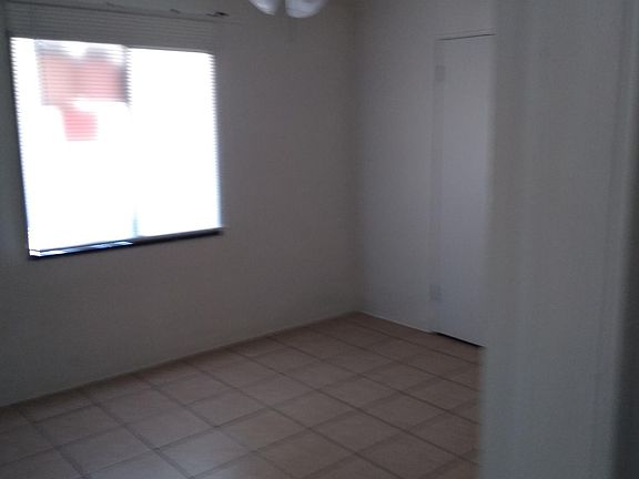 4th image of 370 W Aviation Dr S