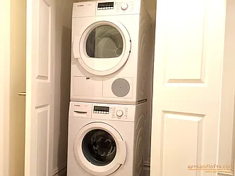 Rented by aptsandlofts.com