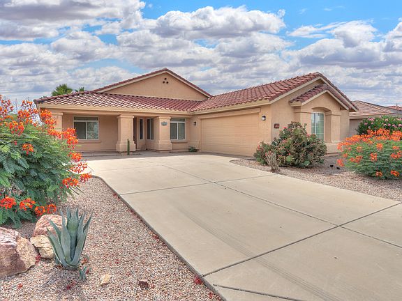 3rd image of 103 S Laura Ln