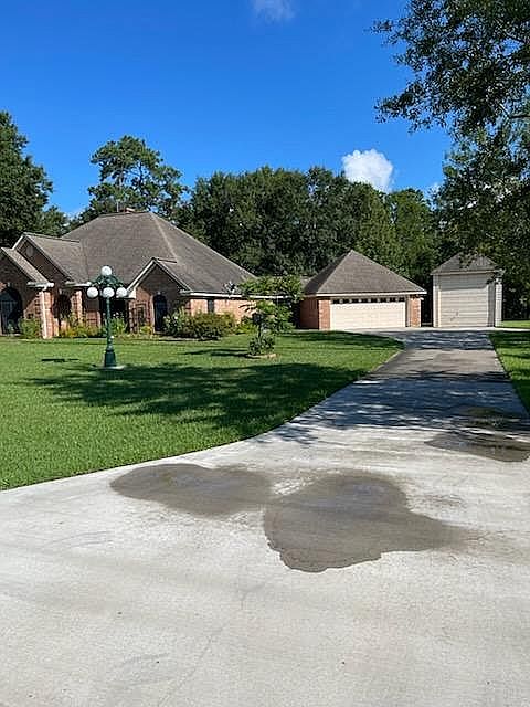 1st image of 9626 Beverly Dr