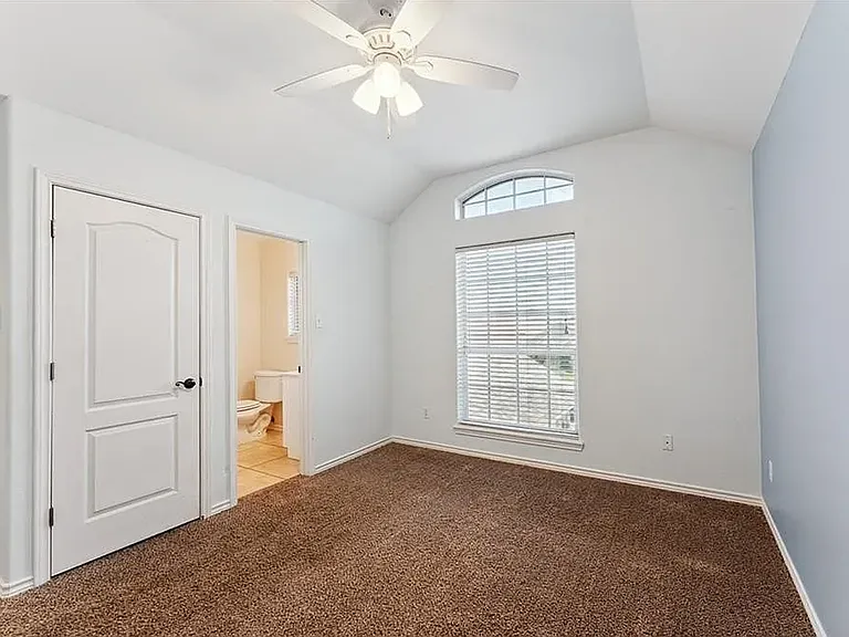 6530 Picante Dr — Photo 22