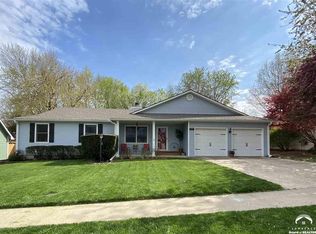 3809 Stetson Dr, Lawrence, KS 66049