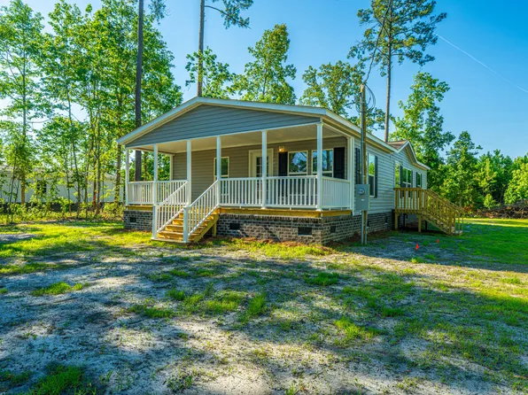 219 Ash Hill Dr, Eutawville, SC 29048