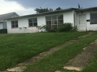 10 Eaton Rd, Pensacola, FL 32506