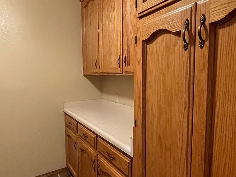 605 E Babcock Ave — Photo 19