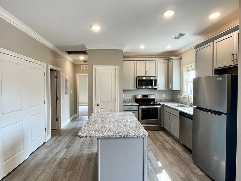 2196 Prospector Ct — Photo 3
