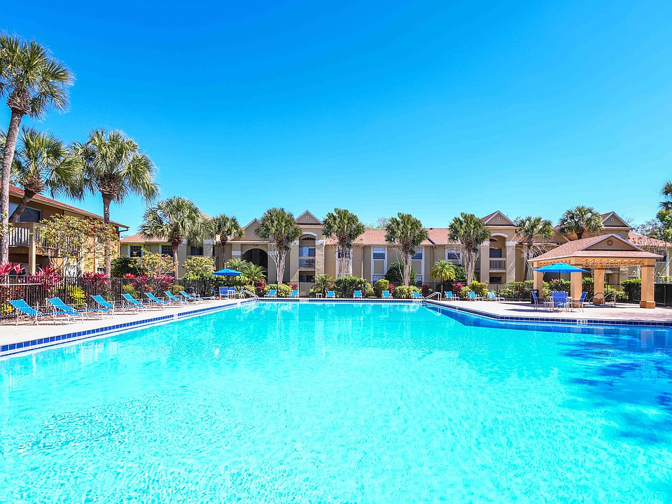 Large Resort Style Pool and Sundeck