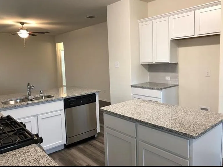 4002 Bighorn Dr — Photo 3