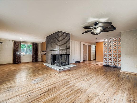 4th image of 1247 Lincoln Street