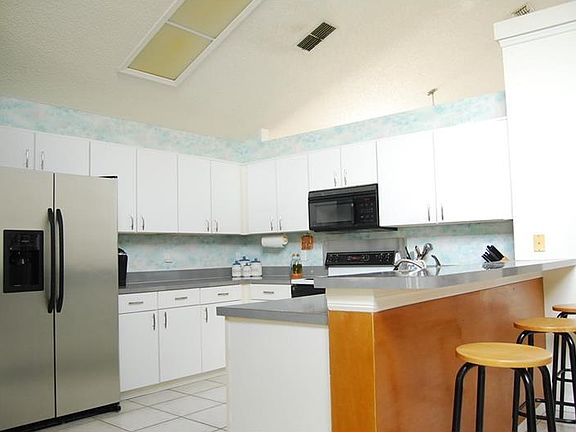 2nd image of 13225 Mallard Cove Blvd