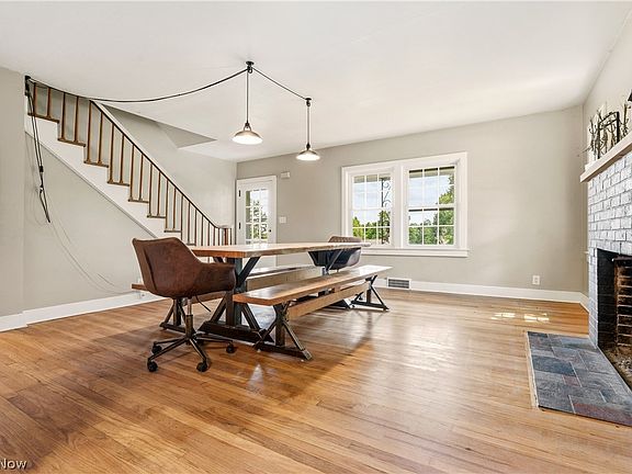 4th image of 1769 Paradise Rd