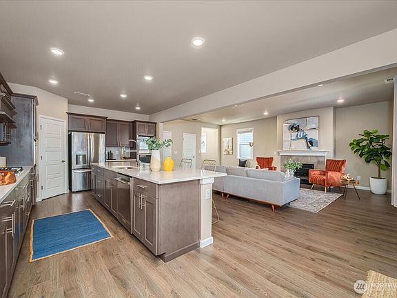 5th image of 20324 SE 259th St