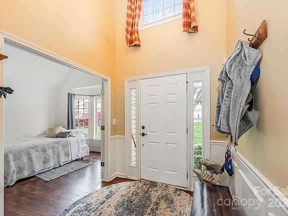 4th image of 1452 Deer Forest Dr
