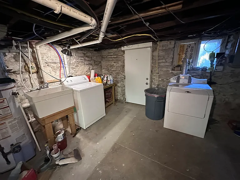 3251 Morganford Rd — Photo 23