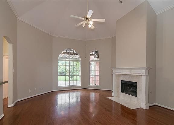 5th image of 309 Woodbridge Ct