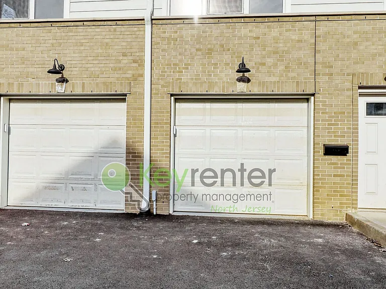 176 Pennington Ave #9 — Photo 25