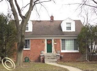 3114 Shenandoah Dr, Royal Oak, MI 48073