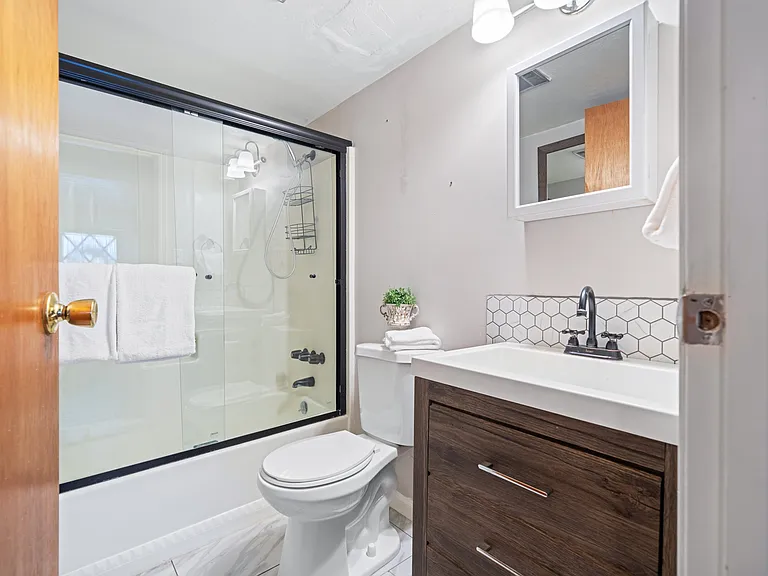 29741 Greenwater Dr — Photo 6