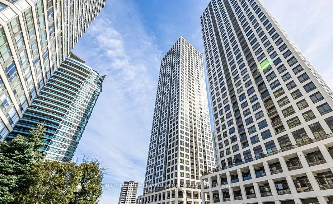 2 bed, $2,395 — Photo 1