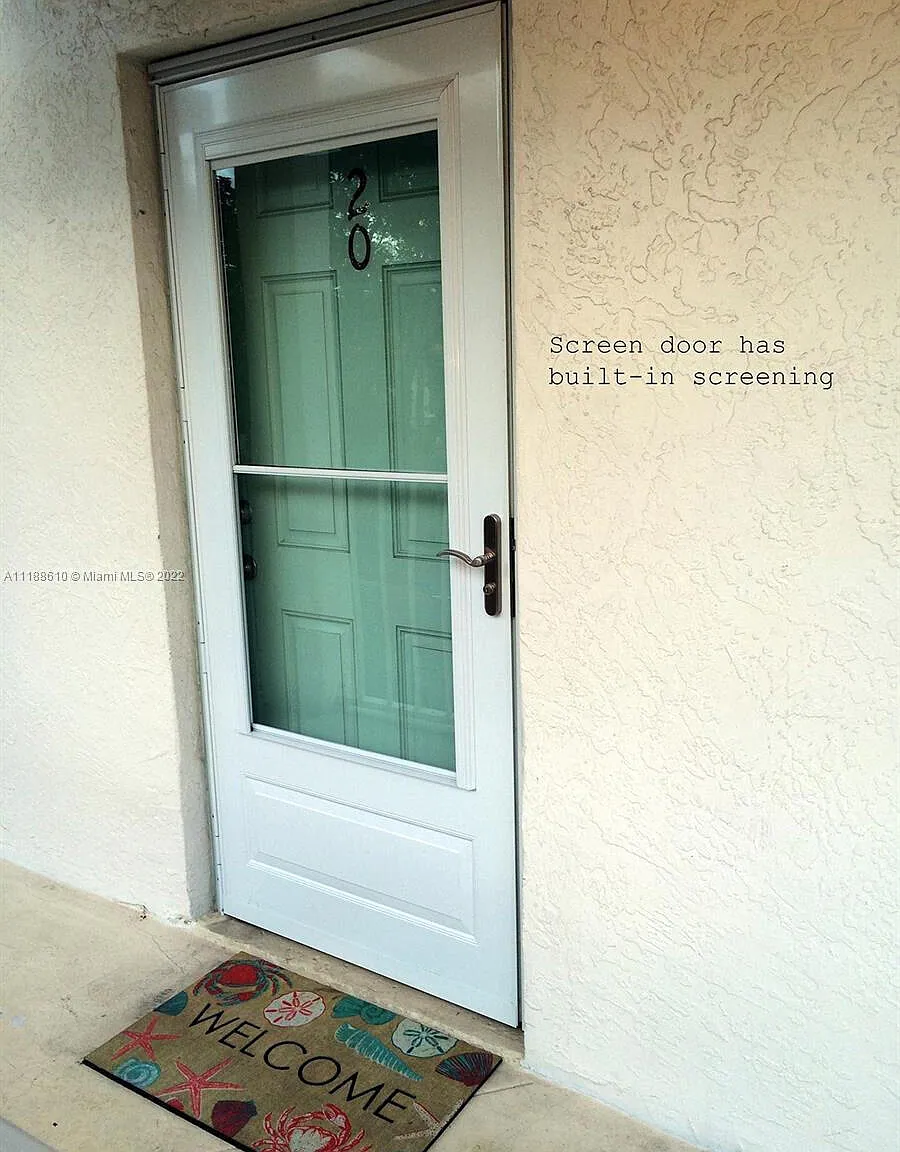 2 bed, 1.5 bath, 1024 sqft, $2,400 — Photo 2