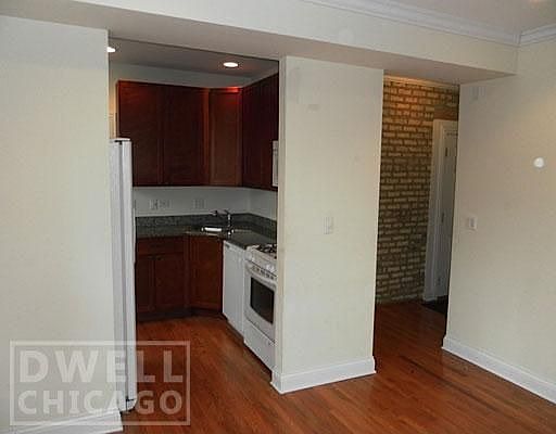 2nd image of 6500 N Claremont Ave #65062W