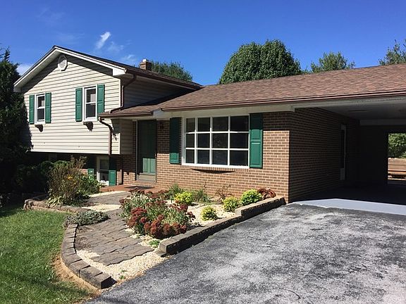 2nd image of 109 Greenhaven Dr