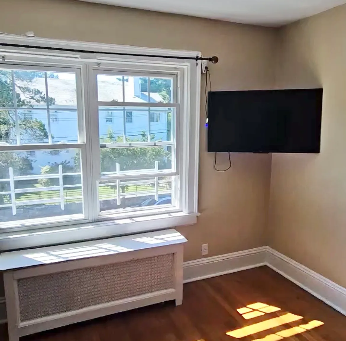 2 bed, $3,200 — Photo 3