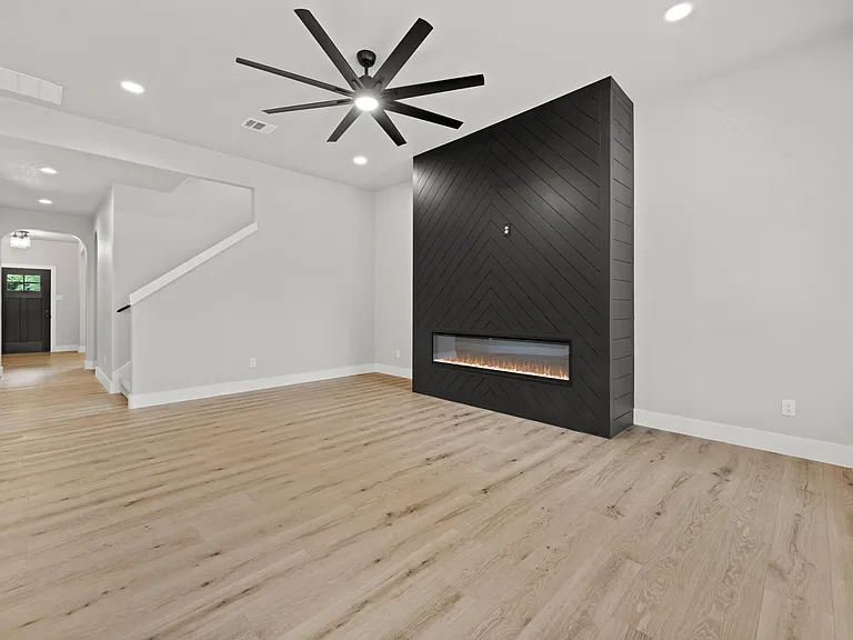 169 Forest Heights Ln — Photo 14