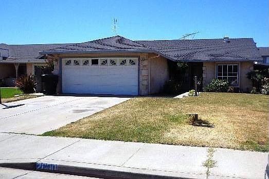 1st image of 2030 Valley Oak Way