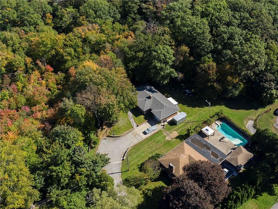 16 Eddie Dowling Hwy, North Smithfield, RI 02896 Zillow