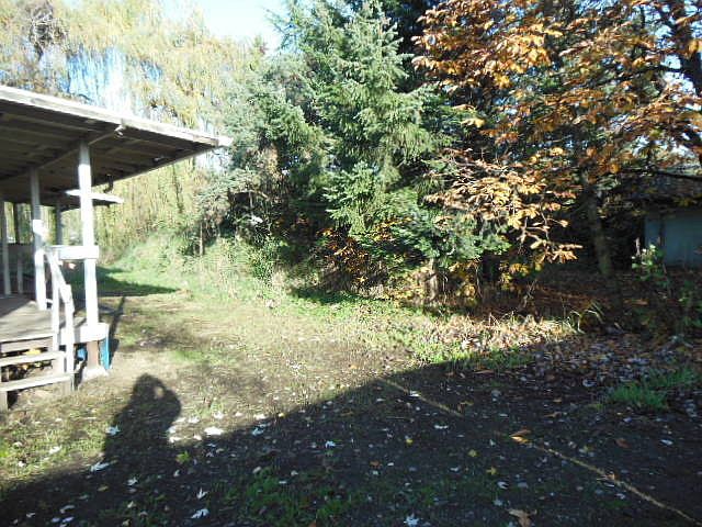 2nd image of 433 Tacoma Blvd