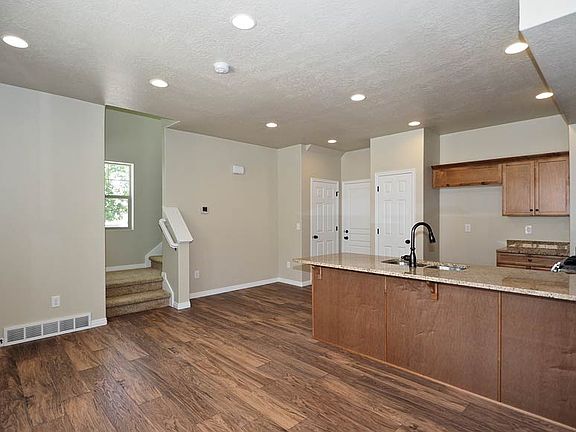 5th image of 5280 W Hampstead Ln