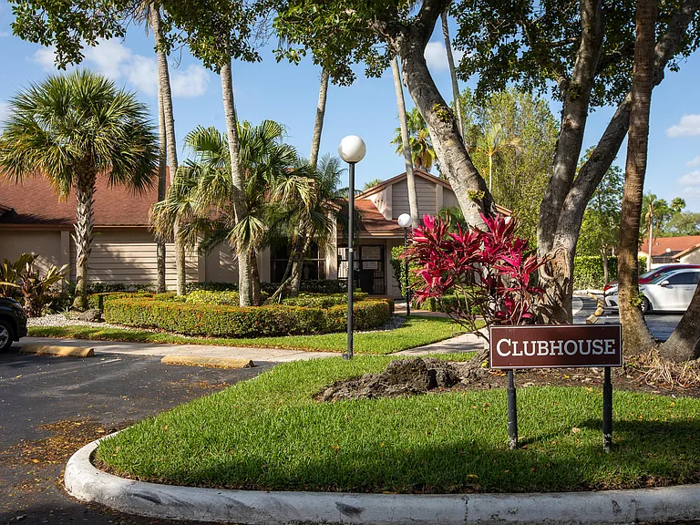 2738 Carambola Cir S #1913 — Photo 39