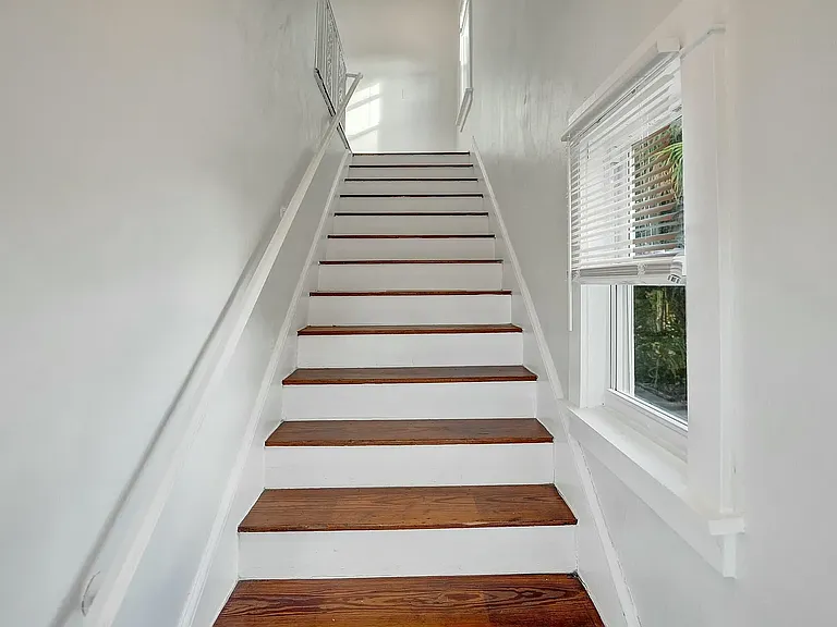 420 3rd Ave S #2 — Photo 11
