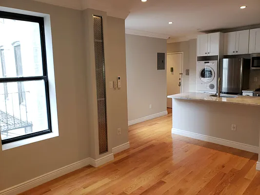 Rented by OGI Management | media 3