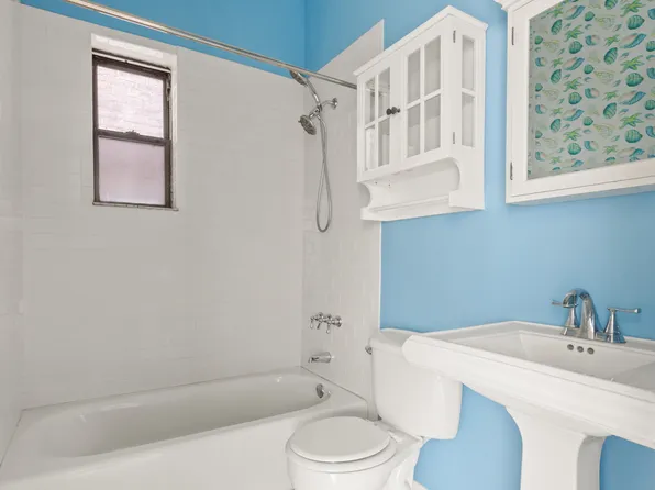 175 Amity Street image 6 of 6