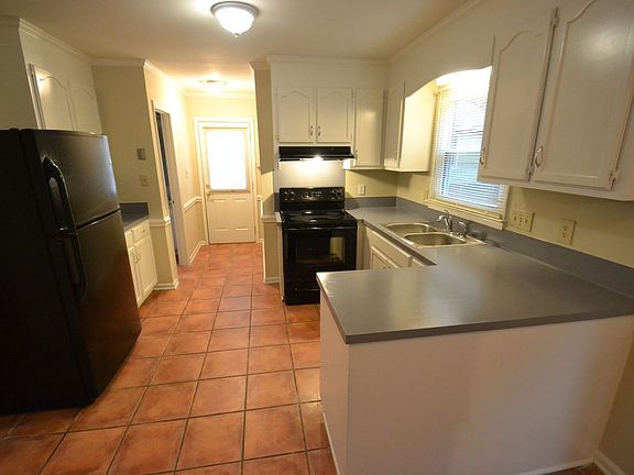 4th image of 7200 Rockwood Forest Ln
